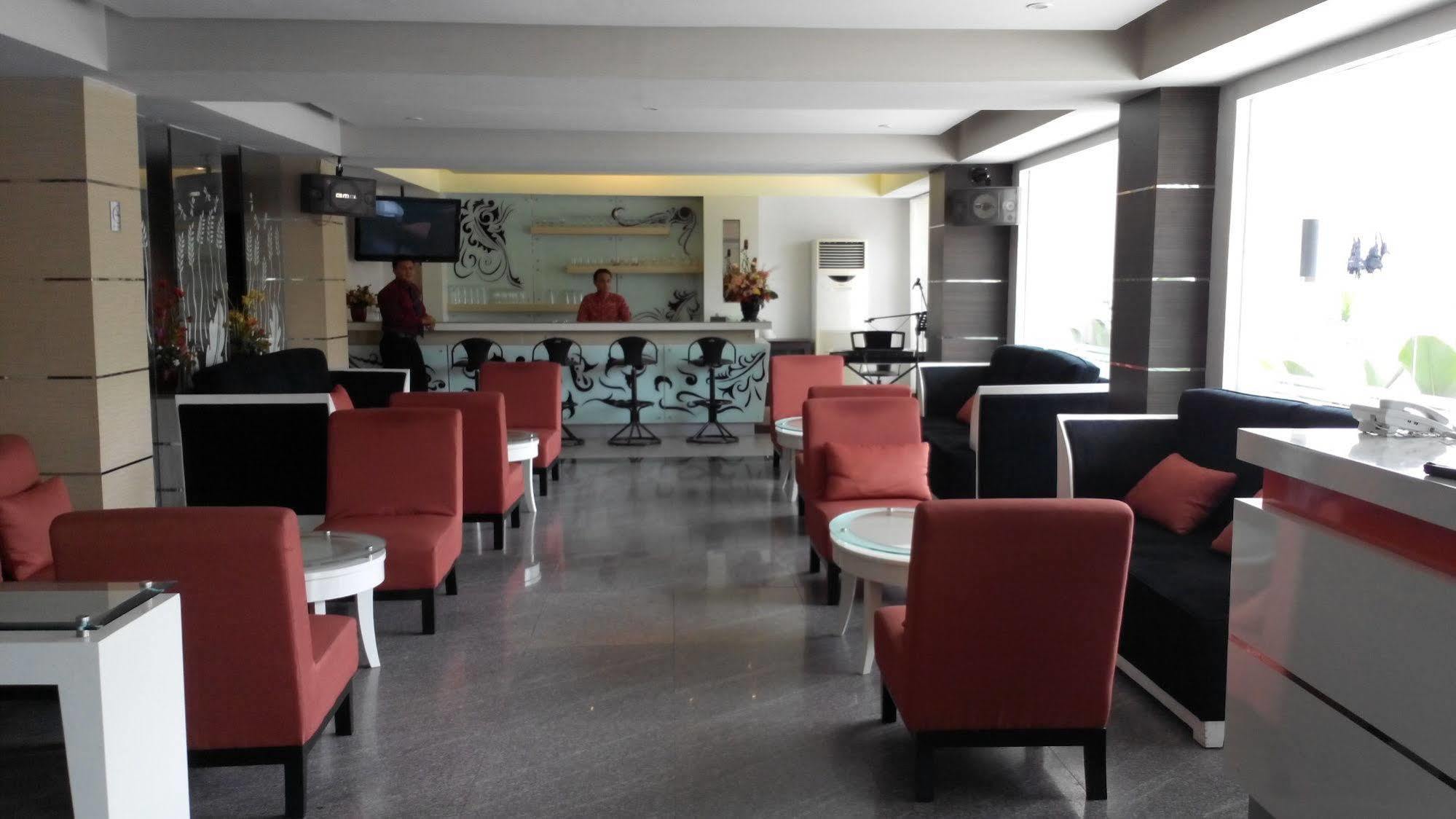 Hotel Pangeran City Padang (Sumatra) Exterior foto